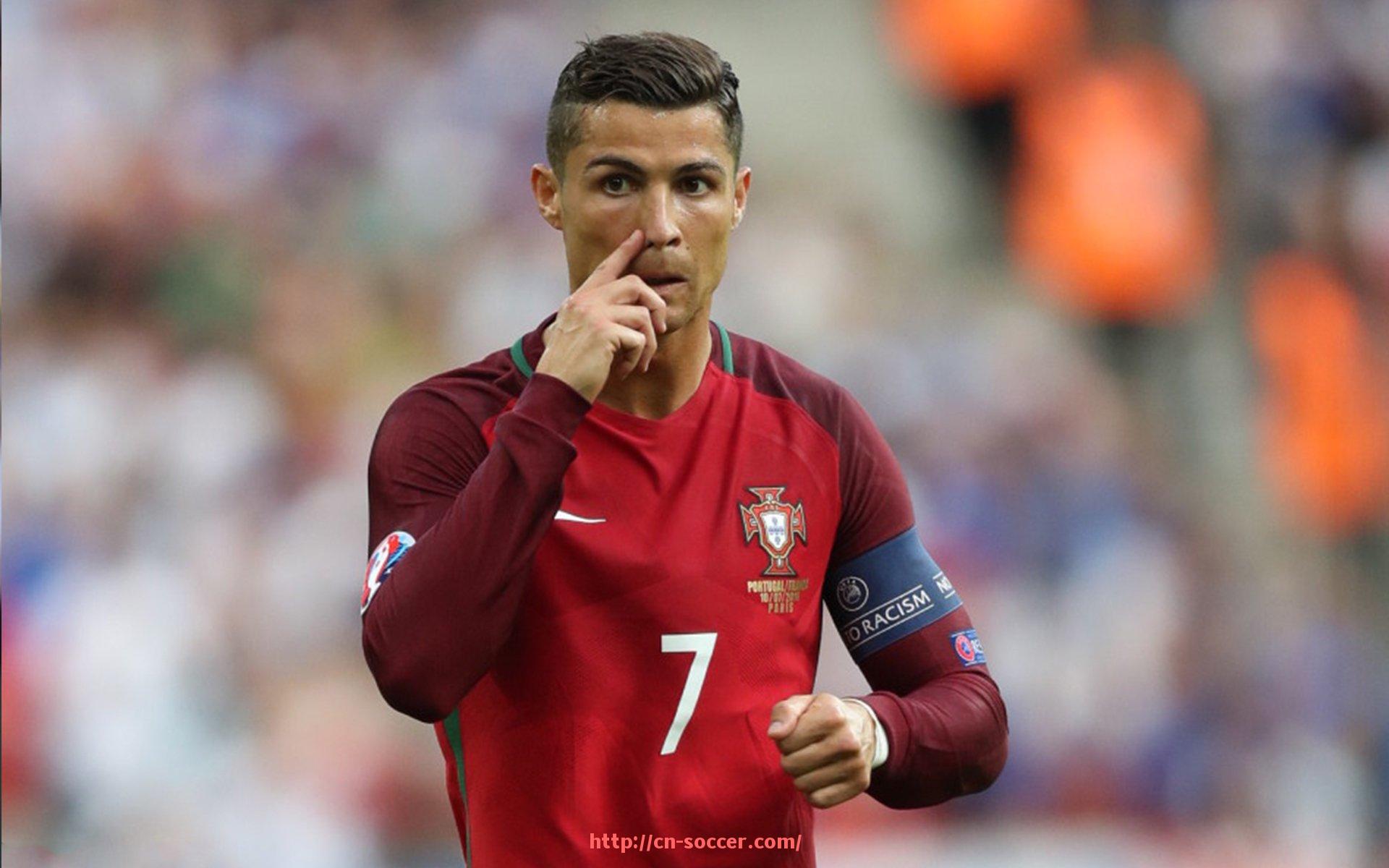 足球直播-世俱杯球鞋表层材料发展趋势及创新技术